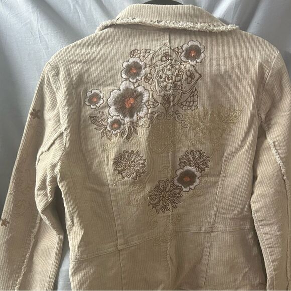 Aziz Burgundy Jacket Size S NWT - Picture 2 of 9